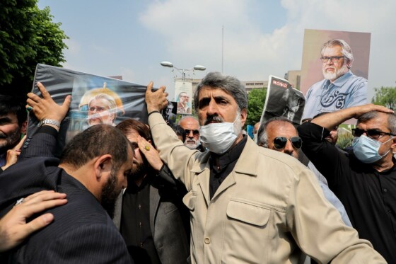 مراسم تشییع مرحوم نادر طالب زاده