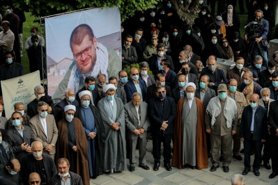 مراسم تشییع مرحوم نادر طالب زاده