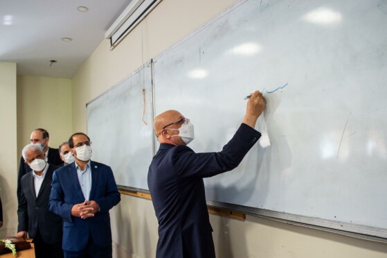 نخستین روز بازگشایی دانشگاه تهران بعد از ۲ سال همه گیری کرونا