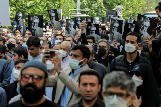 مراسم تشییع مرحوم نادر طالب زاده