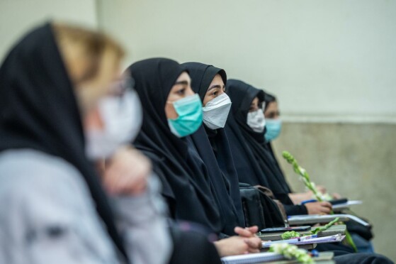 نخستین روز بازگشایی دانشگاه تهران بعد از ۲ سال همه گیری کرونا