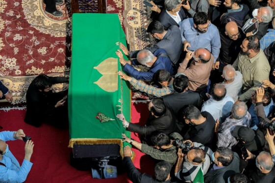 مراسم تشییع مرحوم نادر طالب زاده