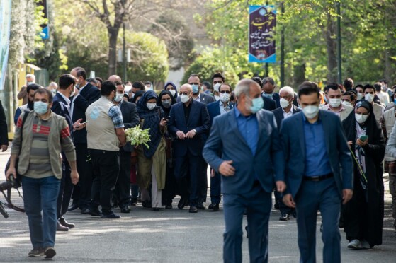 نخستین روز بازگشایی دانشگاه تهران بعد از ۲ سال همه گیری کرونا