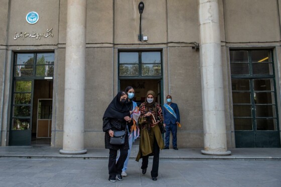 نخستین روز بازگشایی دانشگاه تهران بعد از ۲ سال همه گیری کرونا