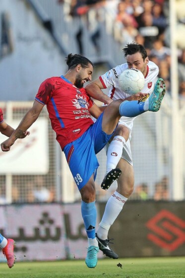 دیدار پرسپوليس و نساجی قائم شهر