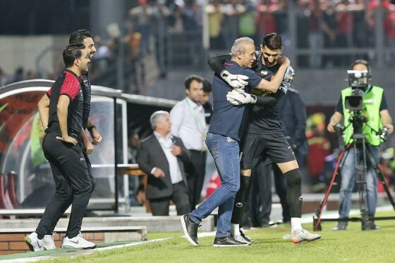 دیدار پرسپوليس و نساجی قائم شهر