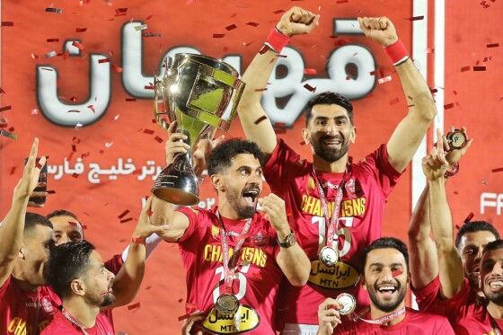 جشن قهرمانی پرسپولیس در ورزشگاه وطنی قائمشهر