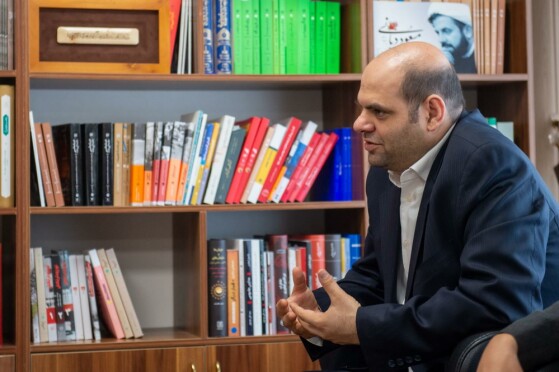 بازدید وزیر فرهنگ ونزوئلا از موسسه مطبوعاتی ایران