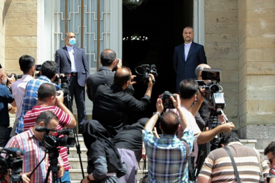 دیدار مسؤول سیاست خارجی اتحادیه اروپا با امیرعبداللهیان