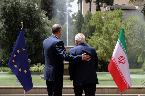 دیدار مسؤول سیاست خارجی اتحادیه اروپا با امیرعبداللهیان