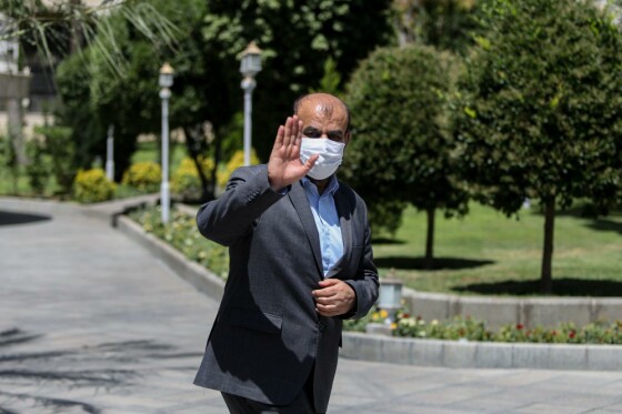 حاشیه جلسه  هیات دولت