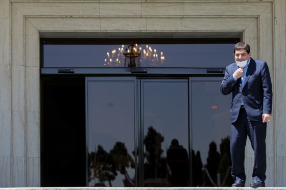 حاشیه جلسه  هیات دولت