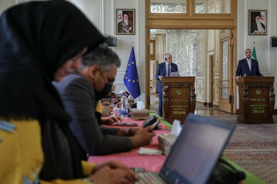 دیدار مسؤول سیاست خارجی اتحادیه اروپا با امیرعبداللهیان