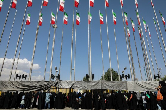 اجتماع بزرگ «سلام فرمانده» در ورزشگاه آزادی