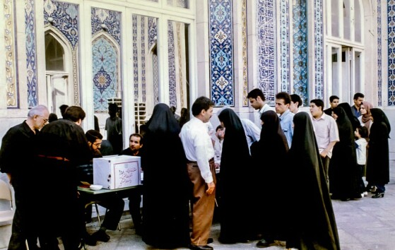 عکس های منتشر نشده از تبلیغات انتخاباتی هفتمین دوره انتخابات ریاست جمهوری سال ۷۶