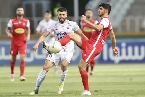 دیدار تیم های فوتبال هوادار و پرسپولیس