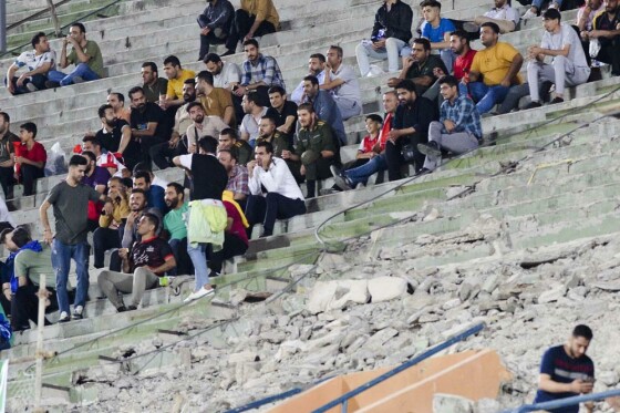 حاشیه های دربی تهران