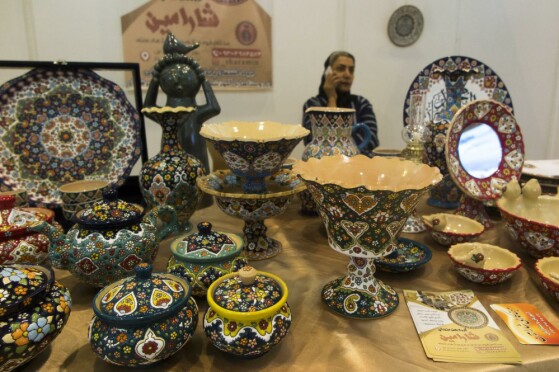 نمایشگاه آبادیران