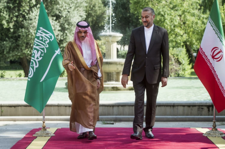 دیدار وزیر امور خارجه ایران و عربستان