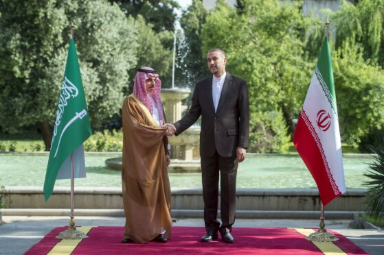 دیدار وزیر امور خارجه ایران و عربستان