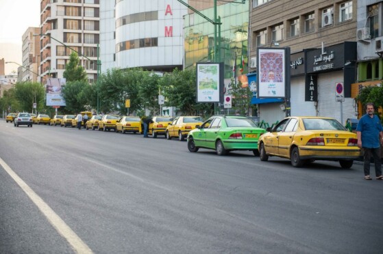 جنب جوش مردم تهران در ساعت ۵ صبح