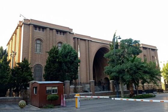 موزه ایران باستان