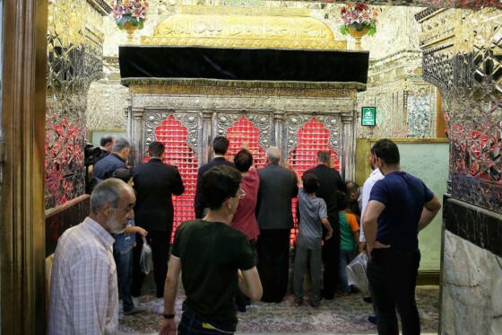 آئین مسلمیه در حرمحضرت «عبدالعظیم حسنی»