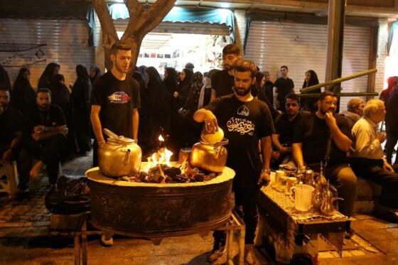 آئین مسلمیه در حرمحضرت «عبدالعظیم حسنی»