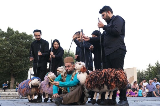 نوزدهمین جشنواره بین المللی تئاتر عروسکی تهران-مبارک