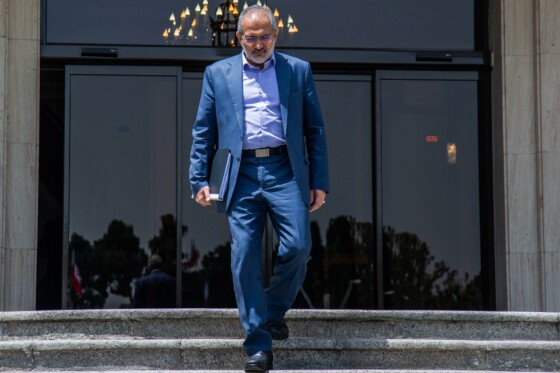 حاشیه جلسه هیات دولت