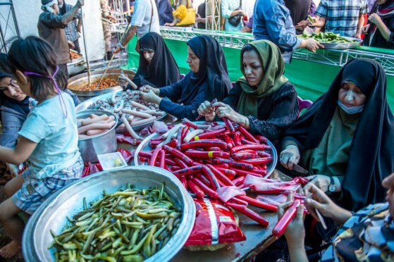 مهمانی ده کیلومتری عید غدیر در تهران -۱