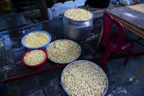 مهمانی ده کیلومتری عید غدیر در تهران -۱