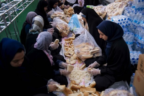 مهمانی ده کیلومتری عید غدیر در تهران -۱