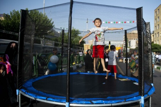مهمانی ده کیلومتری عید غدیر در تهران -۱