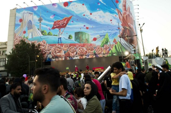 مهمانی ده کیلومتری عید غدیر در تهران -۱