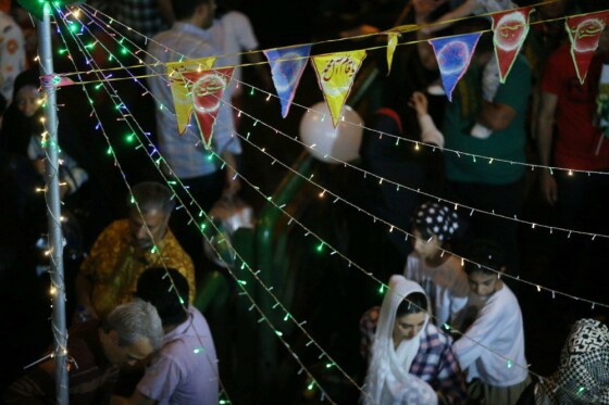 مهمانی ده کیلومتری عید غدیر در تهران -۲