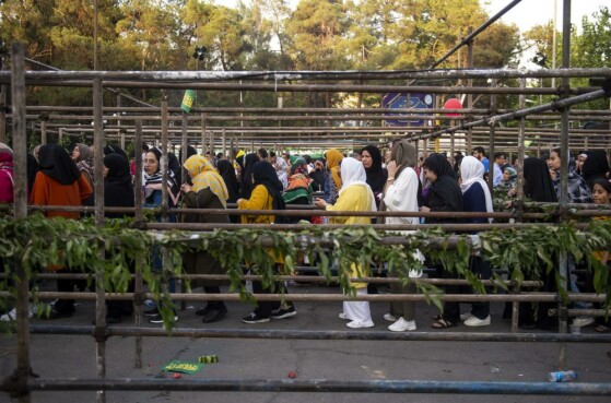 مهمانی ده کیلومتری عید غدیر در تهران -۱