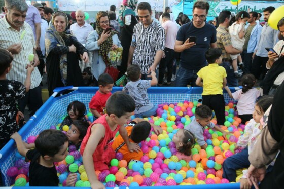 مهمانی ده کیلومتری عید غدیر در تهران -۲
