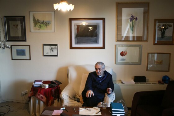 زنده یاد احمدرضا احمدی (۱۳۱۹-۱۴۰۲)