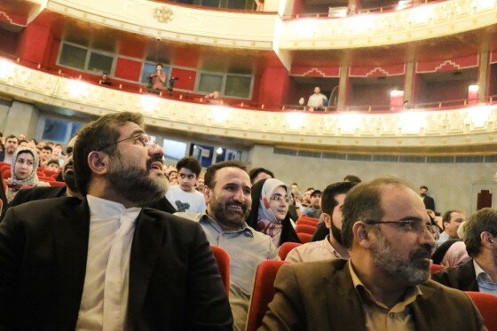 سمفونی خط شکنان