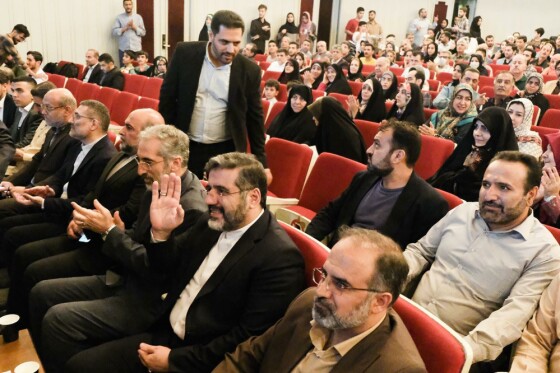 سمفونی خط شکنان