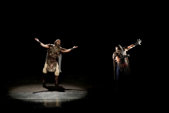 نمایش موزیکال هفت خان اسفندیار