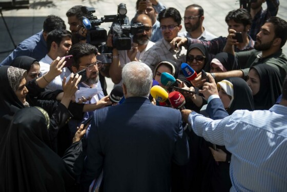 حاشیه جلسه هیات دولت