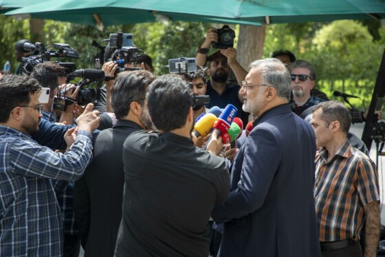 حاشیه جلسه هیات دولت