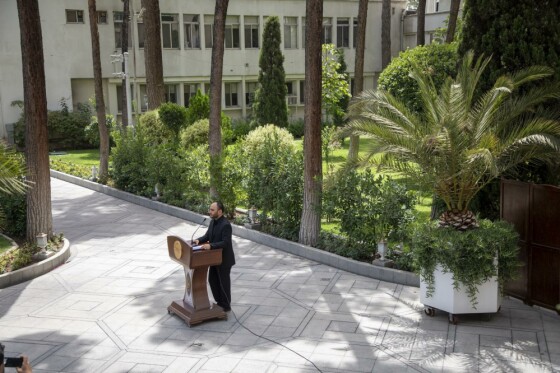 حاشیه جلسه هیات دولت