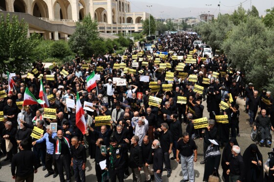 راهپیمایی مردم تهران در محکومیت اهانت به قرآن کریم