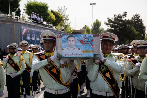 تشییع پیکر شهدای حمله تروریستی جاده خاش - تفتان