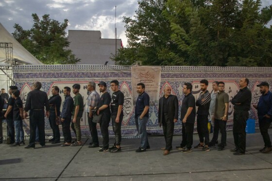 خیمه عاشورایی در میدان هفت تیر تهران