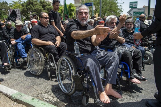 عزاداری ظهر عاشورا جانبازان هیات‌ «قمر بنی هاشم» تهران