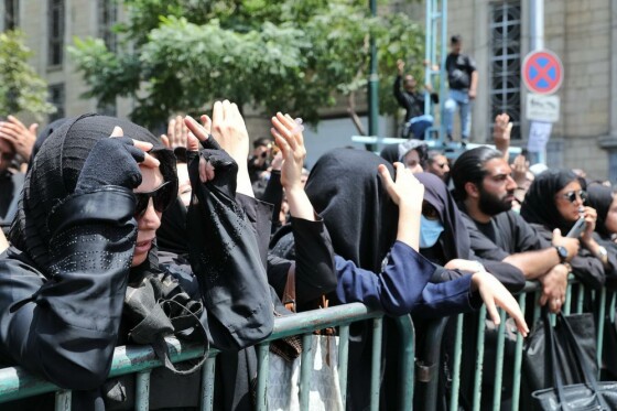 مراسم عزاداری عاشورای حسینی در چهارراه گلوبندک